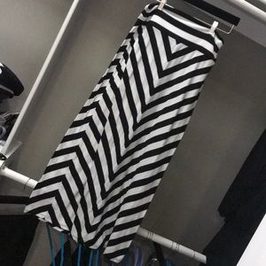 Faded glory black and white maxi skirt